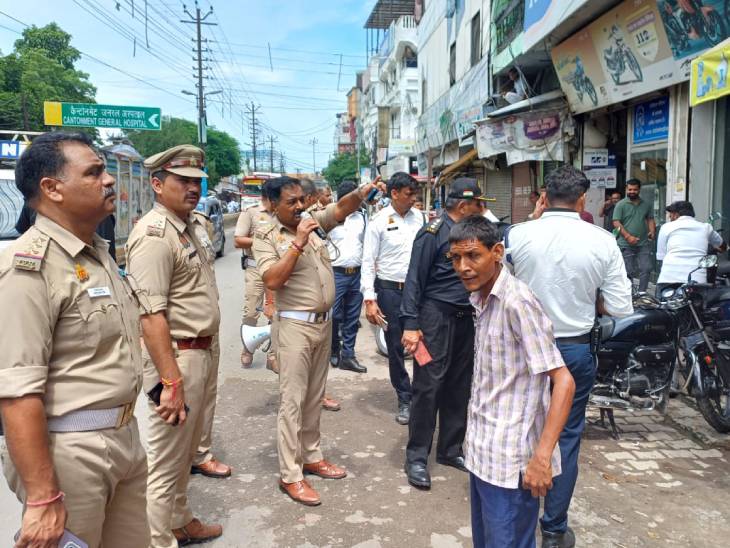 बेगमपुल से अभियान शुरू, ट्रैफिक के साथ नगर निगम; पुलिस- प्रवर्तन दल भी रहा मौजूद|मेरठ,Meerut - Dainik Bhaskar
