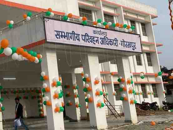 चालान बनते ही मैसेज मिलेगा, मोबाइल से कर सकेंगे भुगतान|गोरखपुर,Gorakhpur - Dainik Bhaskar