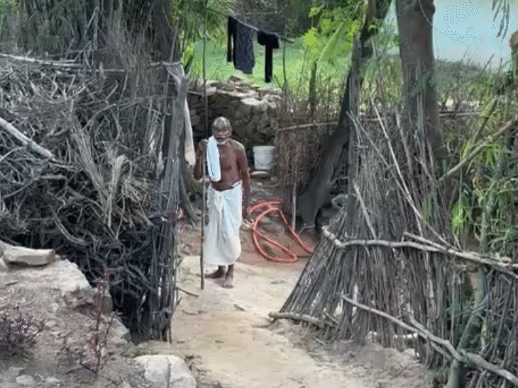 भोले की मौत के बाद उसके पिता के बुढ़ापे का सहारा छिन गया।