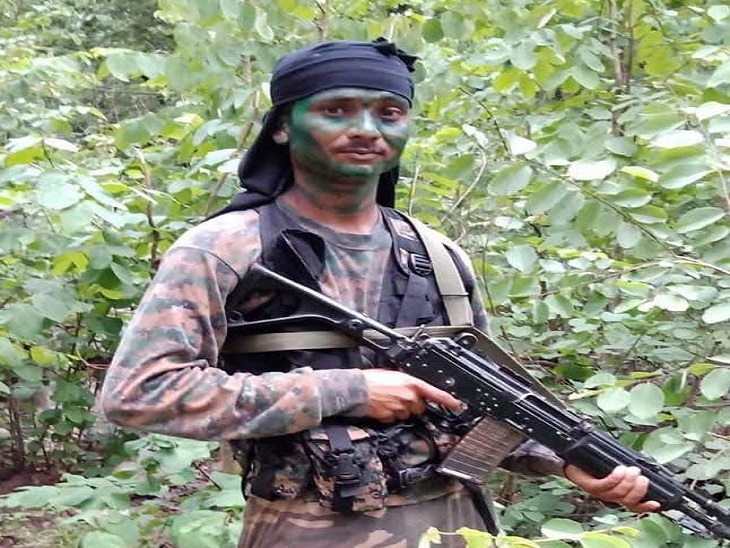 नक्सल ऑपरेशन के दौरान की शहीद जवान दिनेश नाग की फोटो।