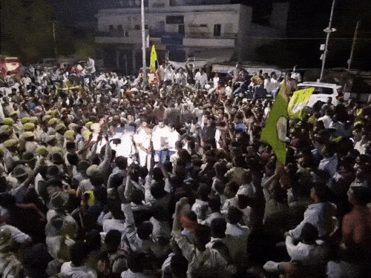 बेनीवाल रात को 3 बजे धरना स्थल से कूच कर बालोतरा कलेक्ट्रेट पहुंचे। सहमति बनने का बाद किया धरना समाप्त।