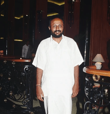 राधाकृष्णन 1998 से 2004 तक PSUs के लिए संसदीय समिति के सदस्य और वित्त के लिए संसदीय परामर्श देने वाली समिति के सदस्य रहे।