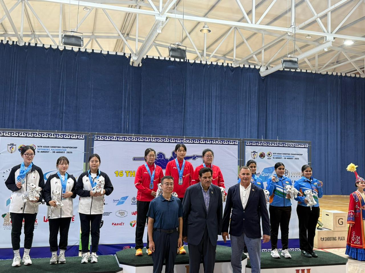 Photo of medal ceremony at the Asian Championship.