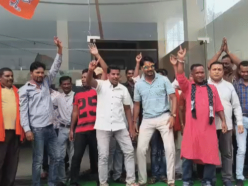 After Rajesh Aggarwal became a minister, supporters in Lakhanpur danced to the beat of drum drums.