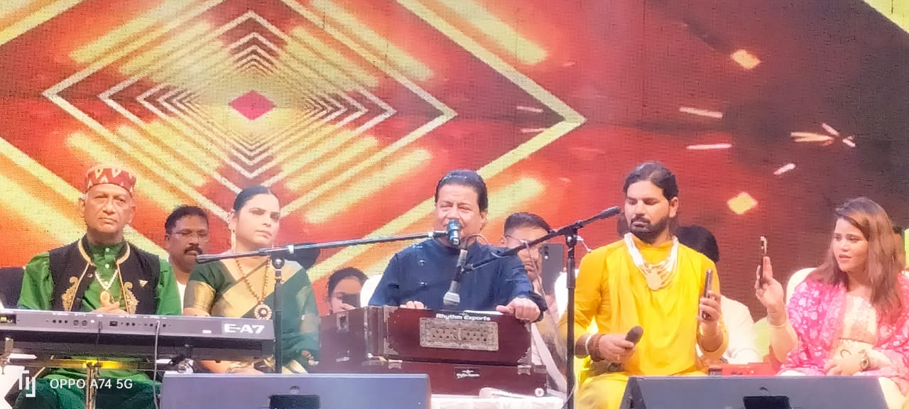 गणेश वंदना से शुरू हुआ कार्यक्रम
