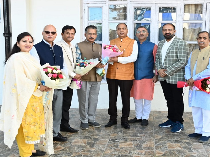 The newly appointed officials of the BJP executive met Leader of Opposition Jairam Thakur in Shimla today and thanked him for the appointments.