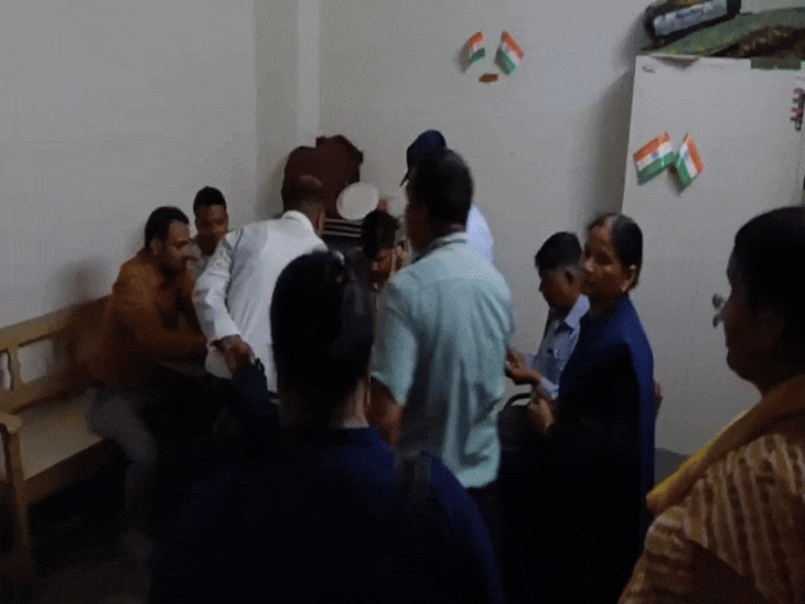 वॉर्ड बॉय अक्सर मरीजों के अटेंडरों के साथ भी मारपीट करते हैं- घायल गार्ड।