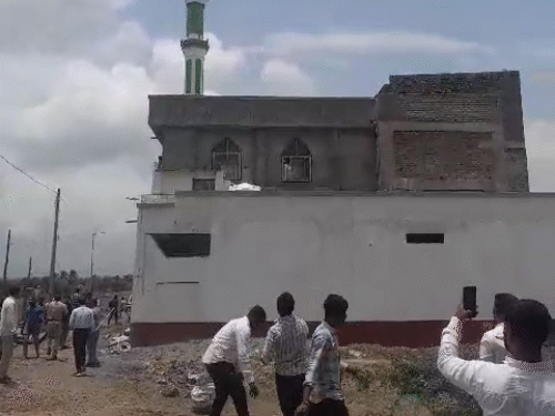 मूर्तियां तोड़ीं, मस्जिद पर हमला, पुणे हिंसा के पीछे कौन:  हिंदू बोले- लव जिहाद, मस्जिदें बढ़ीं; मुस्लिमों ने कहा- बाहरी लोगों ने किया फसाद