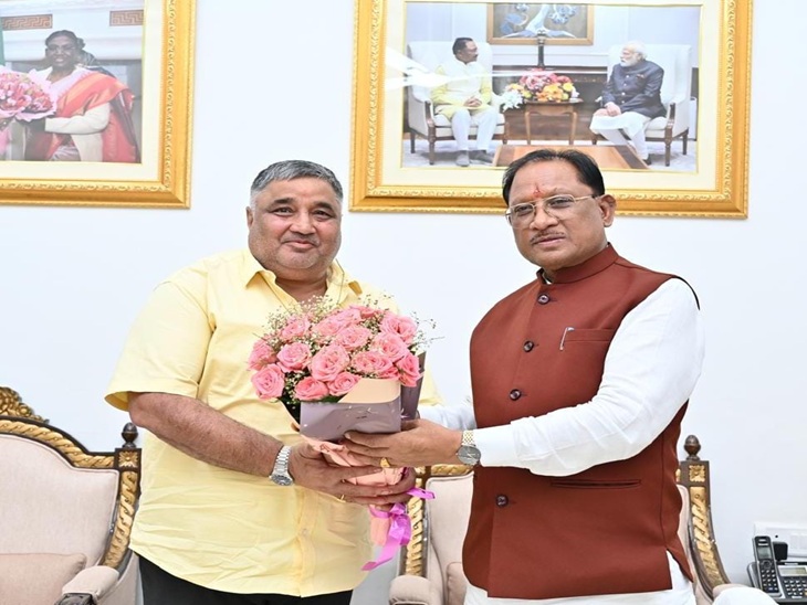 बुधवार को राजेश अग्रवाल ने ली मंत्री पद की शपथ