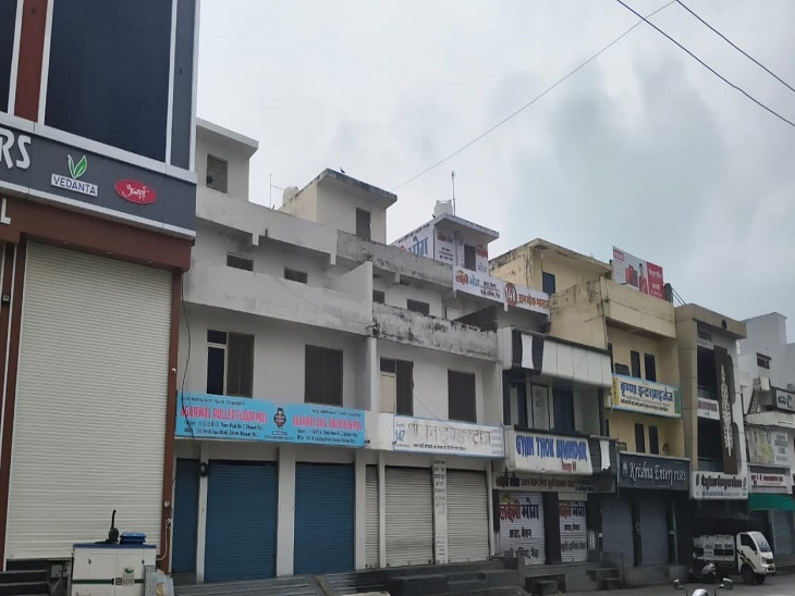 यूजर चार्ज के विरोध में आज दूसरे दिन भी कृषि मंडी बंद रही।