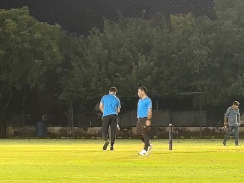 खेल मंत्री के साथ बीजेपी प्रवक्ता लक्ष्मीकांत भारद्वाज भी मैदान में मौजूद रहे।