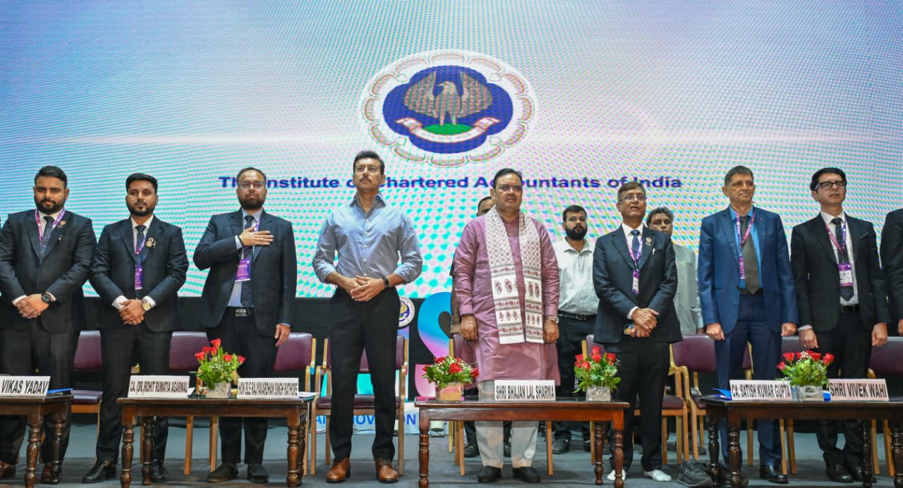 ICAI की नेशनल कॉन्फ्रेंस में सीएम के साथ कैबिनेट मंत्री कर्नल राज्यवर्धन सिंह राठौड़ भी मौजूद रहे।