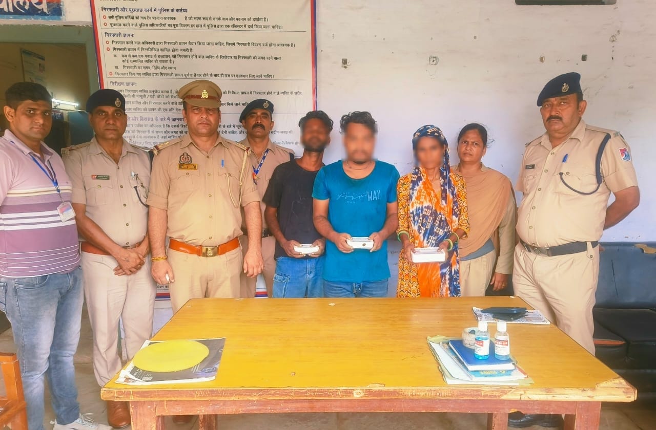 आगरा जीआरपी कैंट ने वंदे भारत ट्रेन में चोरी करने वाले चोरों को पकड़ा
