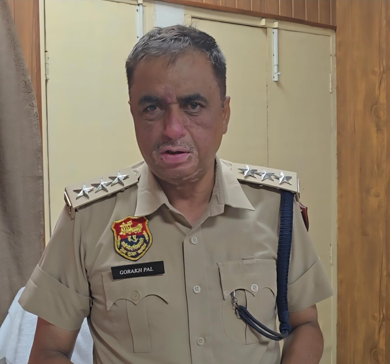 DSP Gorakhpal Rana giving information.