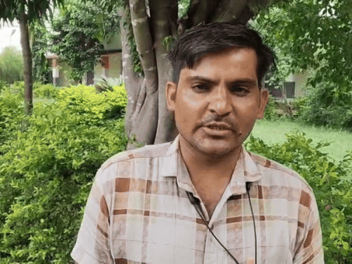 सवाई सिंह गुर्जर का कहना है कि नौकरी भले ही उसने बहु-दिव्यांगता कैटेगरी के प्रमाण पत्र से पाई हो, लेकिन उसका सिलेक्शन HI (hearing Impairment) कैटेगरी से ही हुआ है।