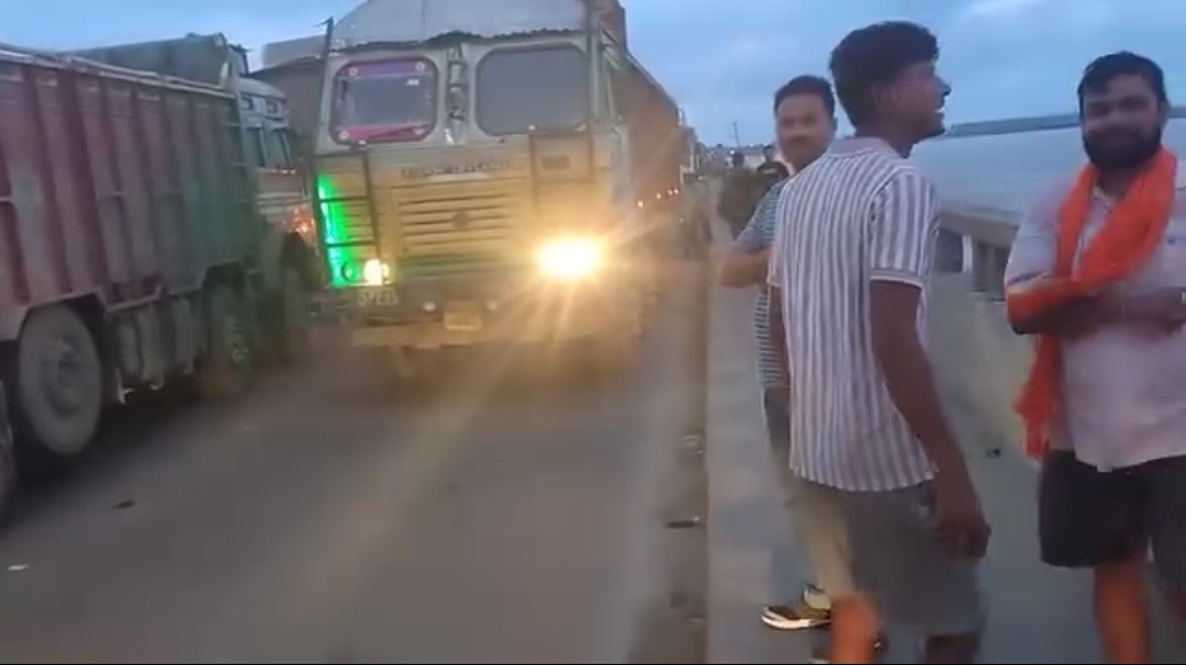 जाम से लोग परेशान