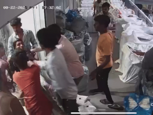 बदमाशों ने युवक का अपहरण उसके ऑफिस से किया था, इसका वीडियो भी आया है।