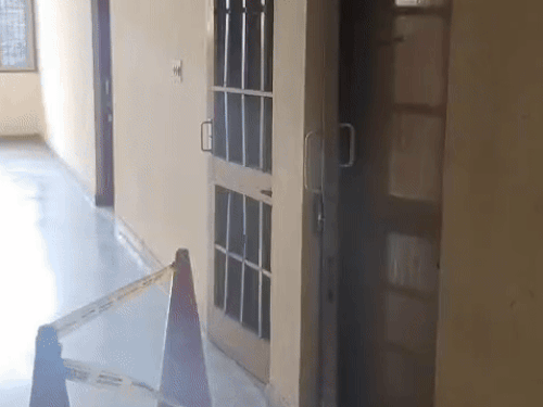 सिरसा सीडीएलयू के हॉस्टल का वह कमरा, जिसे पुलिस ने घटना के बाद सील किया था। - Dainik Bhaskar
