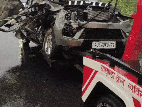 पुलिस के अनुसार मृतकों के परिवार को घटना की जानकारी दी गई है। एक्सीडेंट कैसे हुए इसकी जांच की जा रही है।