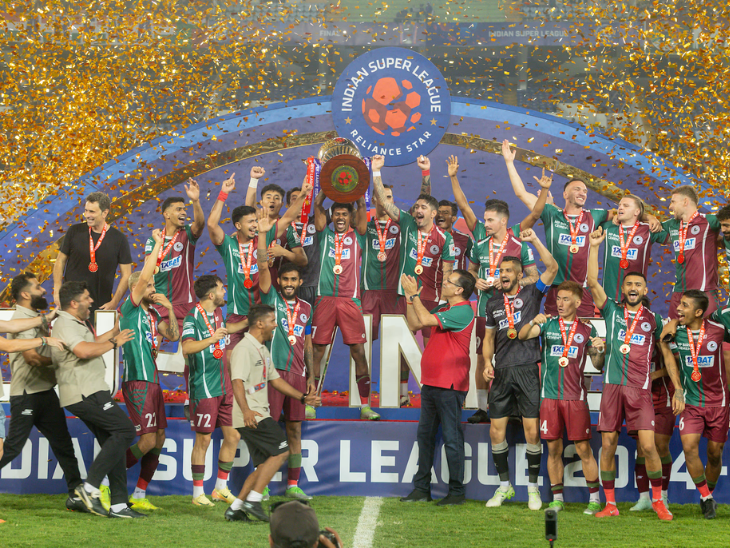 मोहन बगान सुपर जाएंट्स ने ISL 2024-24 का सीजन जीता था। - Dainik Bhaskar