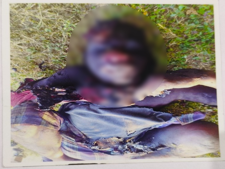आरोपियों ने हत्या के बाद मृतक के शव की पहचान हो सके, इसलिए पेट्रोल डालकर जला दिया।