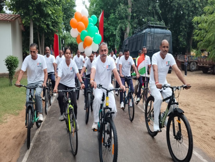 अभियान में शामिल प्रतिभागी।