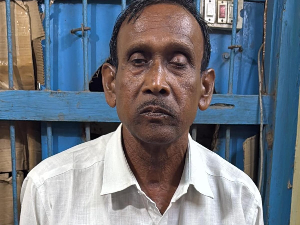 ये तस्वीर आरोपी की है, जिसे गिरफ्तार कर न्यायिक रिमांड पर जेल भेज दिया गया है।