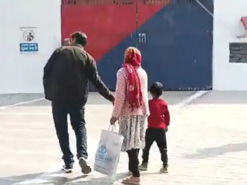 GRP पुलिस की कार्यशैली के चलते खुद की बेटी के चोरी के आरोप में मां को जेल में रहना पड़ा।