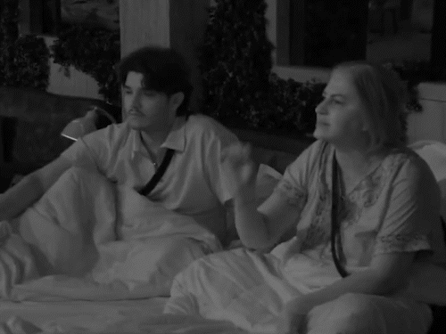 बिग बॉस 19 च्या घरात भांडण सुरू!: तान्याने अशनूरला 'उद्धट' म्हटले, बशीर अली कुनिकावर ओरडताना दिसला बिग बॉस 19 च्या घरात भांडण सुरू!: तान्याने अशनूरला 'उद्धट' म्हटले, बशीर अली कुनिकावर ओरडताना दिसला