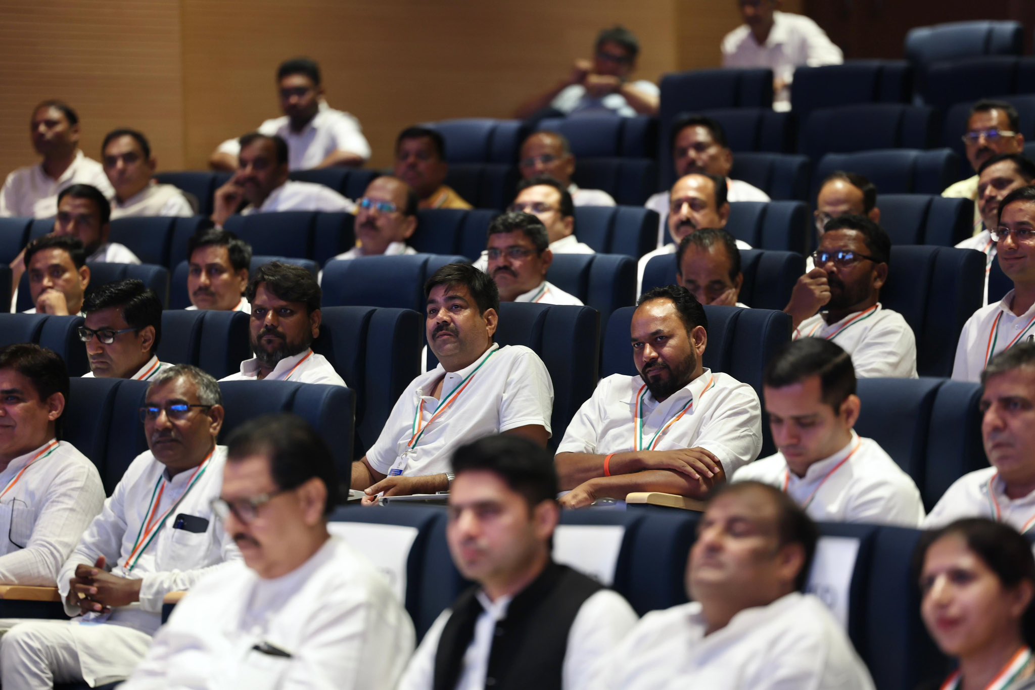 मीटिंग में शामिल हरियाणा-मध्यप्रदेश के जिला कांग्रेस कमेटी (DCC) अध्यक्ष।