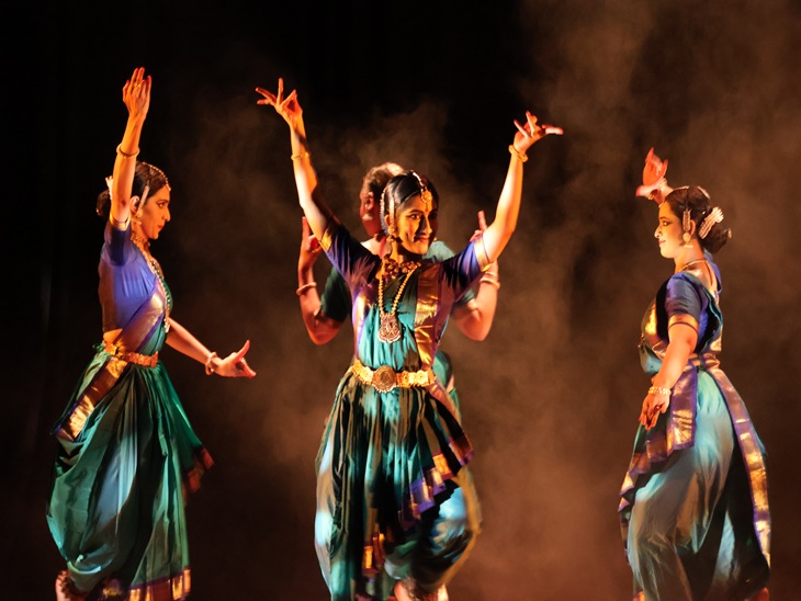 गीता चंद्रन ने भाव (अभिनय), राग (संगीत) और ताल (लय) के संगम से ऐसी नृत्य कथाएं रचीं।