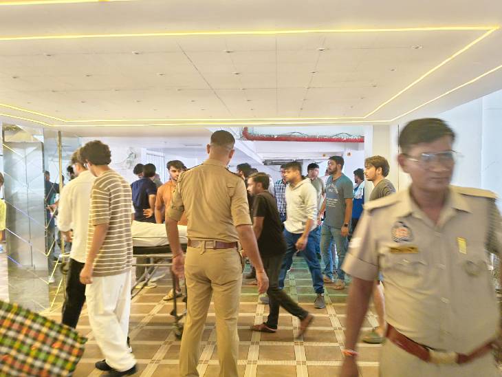 IIT कानपुर के सॉफ्टवेयर डेवलपर ने सुसाइड किया:  दरवाजा तोड़कर निकाला शव; नोट में लिखा- मम्मी-पापा मुझे माफ कर देना – Kanpur News