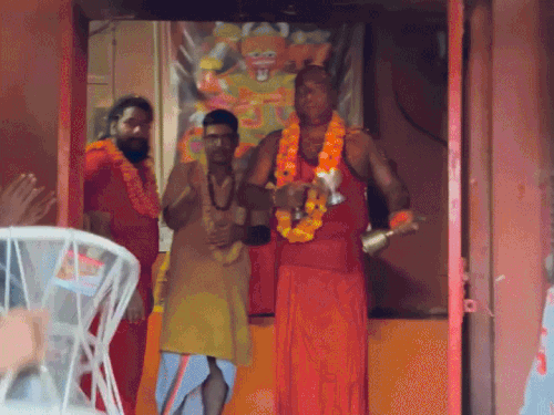 भक्त इसे प्रभु की कृपा का संकेत मानते हैं।