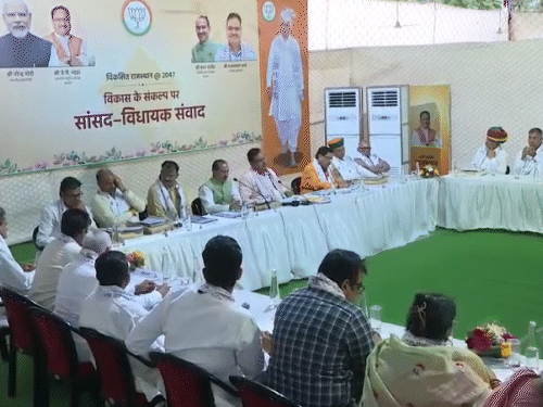 पश्चिमी राजस्थान के सांसद-विधायकों ने क्षेत्र के लिए ईआरसीपी की तर्ज पर डब्ल्यूआरसीपी योजना लाने की मांग रखी।