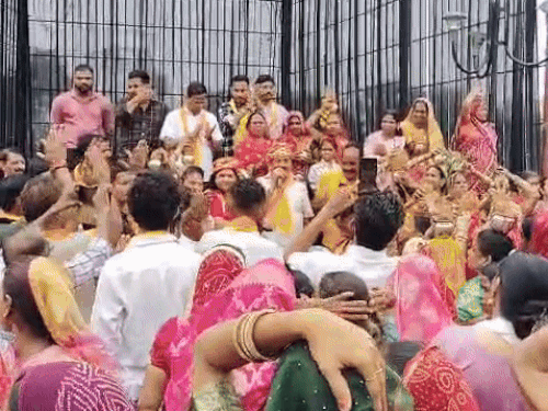 जीएडी सर्किल पर लगने वाले 12 दिवसीय गणेश मेला शुरु हो गया।