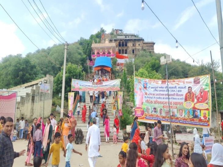 अन्नपूर्णा गणेश मंदिर में श्रद्धालुओं की दिनभर आवाजाही बनी रही।