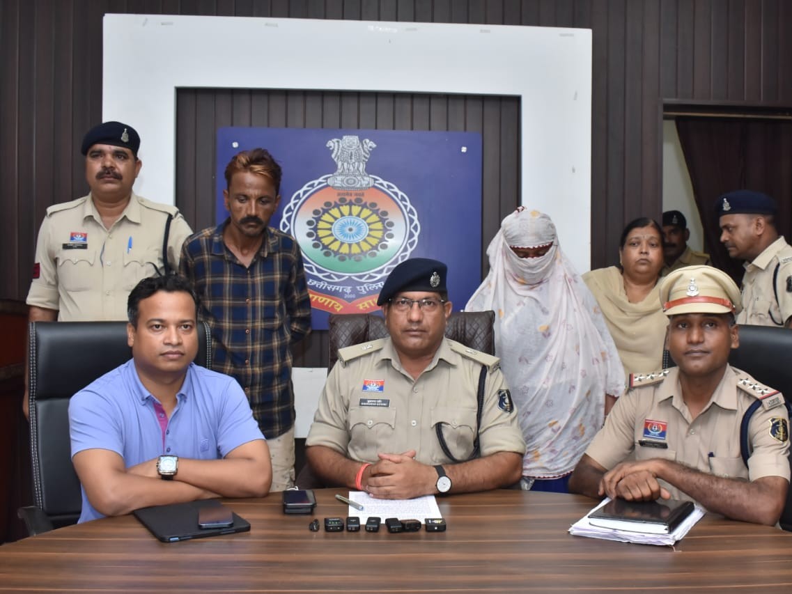 आरोपी हरपाल, धनेश को शराब पिलाने के बहाने नगपुरा ले गया और सिर पर पत्थर मारकर मार डाला।