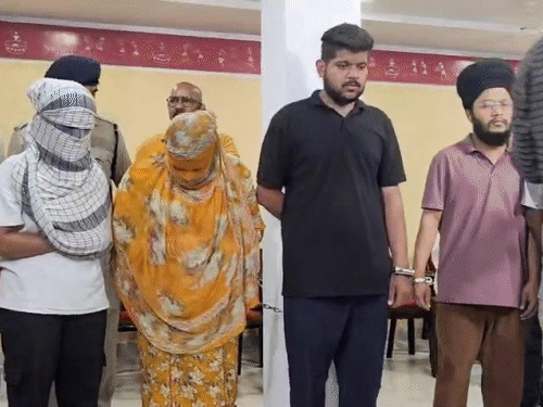 पुलिस ने तीन अलग-अलग गुट के अब तक 38 आरोपियों को गिरफ्तार किया है।