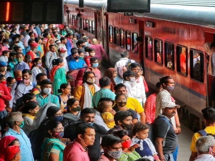 करीब 22 हजार अतिरिक्त सीटें उपलब्ध होने से वेटिंग लिस्ट कम होगी।