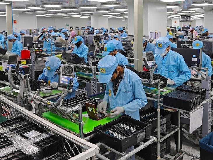अमेरिका में बिकने वाले 44% स्मार्टफोन भारत में बनते हैं।