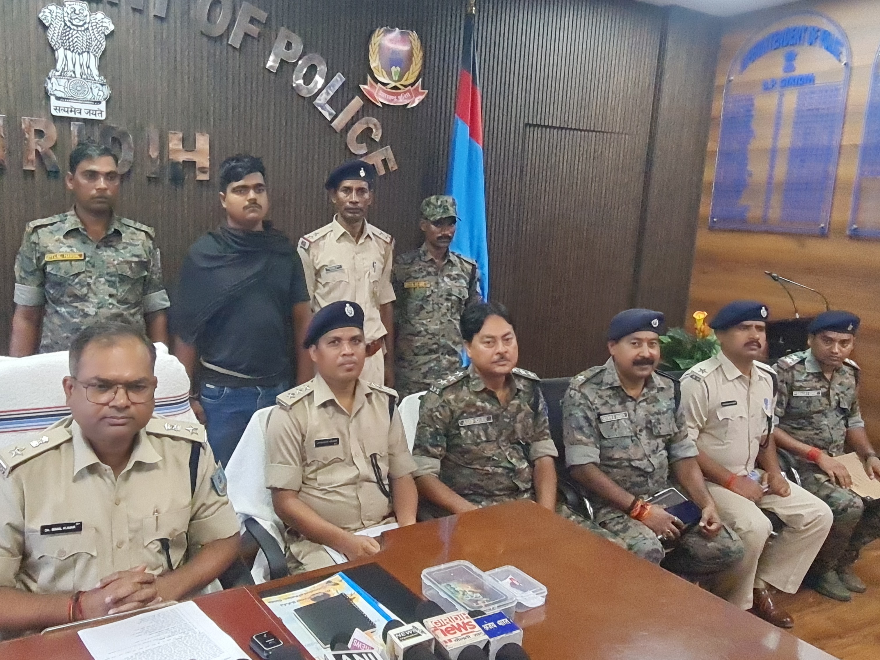 ​​​​​​​झारखंड के दो मंत्री को धमकी देने वाला गिरफ्तार:  पटना से पकड़ा गया आरोपी, जान से मारने की धमकी देने का वीडियो हुआ था वायरल – Giridih News