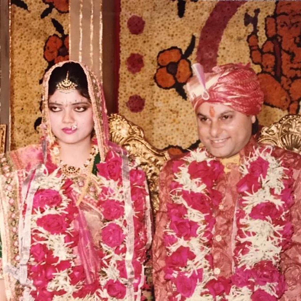 गदर का गाना उड़जा काले कावा अनिल को पहले पसंद नहीं था, लेकिन उनकी पत्नी ने उनसे कहा कि ये गाना लोगों को बहुत पसंद आएगा। इस गाने को ना सिर्फ लोगों ने पसंद किया बल्कि बेस्ट लिरिक्स के कई अवॉर्ड भी मिले।