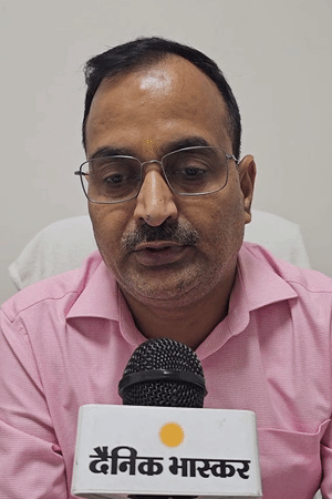 बृजेश कुमार, सहायक आयुक्त (औषधि) लखनऊ मंडल।