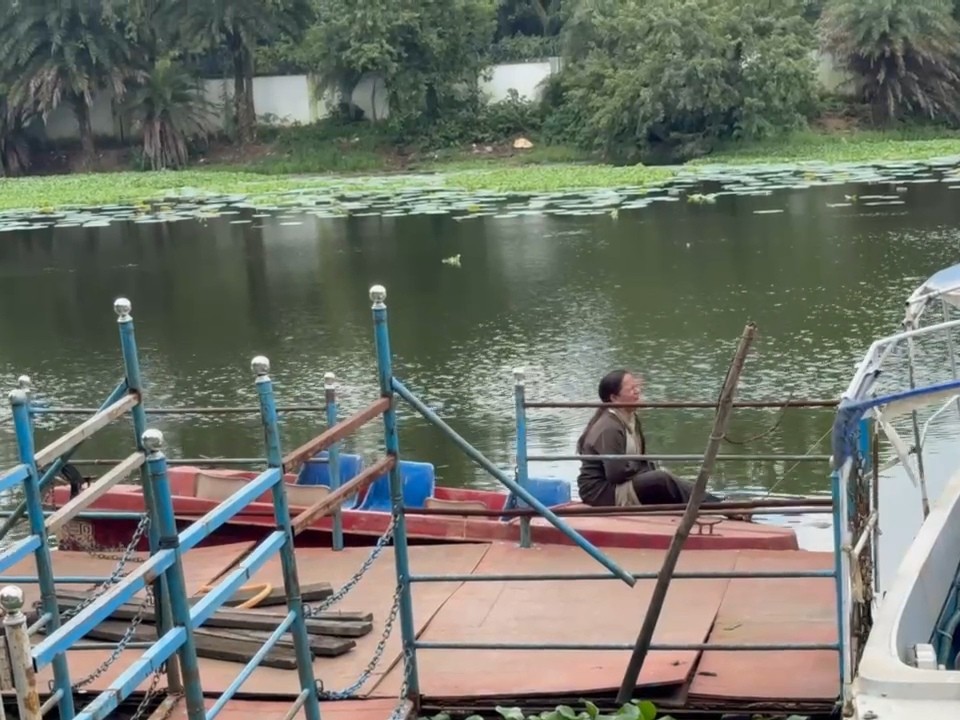 पारिवारिक कलह से परेशान महिला ने किया हाई वोल्टेज ड्रामा:  हजारीबाग झील में कूदने की दी धमकी, 2 घंटे बाद हुई बेहोश; पुलिस ने पहुंचाया अस्पताल – Hazaribagh News