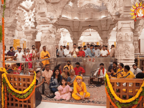 राम मंदिराच्या शिखरावर धार्मिक ध्वज फडकवला जाईल: विवाह पंचमीला होणार कार्यक्रम, 10 हजार पाहुणे येणार, जोरदार तयारी सुरू अयोध्येतील श्री राम मंदिराचे आतील दृश्य.