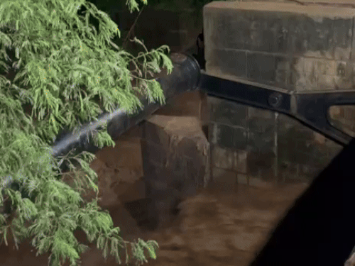 चंडीगढ़ सुखना लेक के खोले दोनों फ्लड गेट:  एक फुट बढ़ा पानी का जलस्तर, घग्घर नदी में जाकर मिलेगा पानी, आसपास एरिया में नहीं खतरा – Chandigarh News