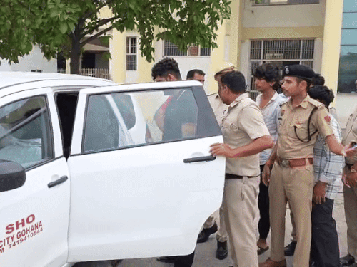सभी आरोपियों को शनिवार को कोर्ट में पेश किया जाएगा