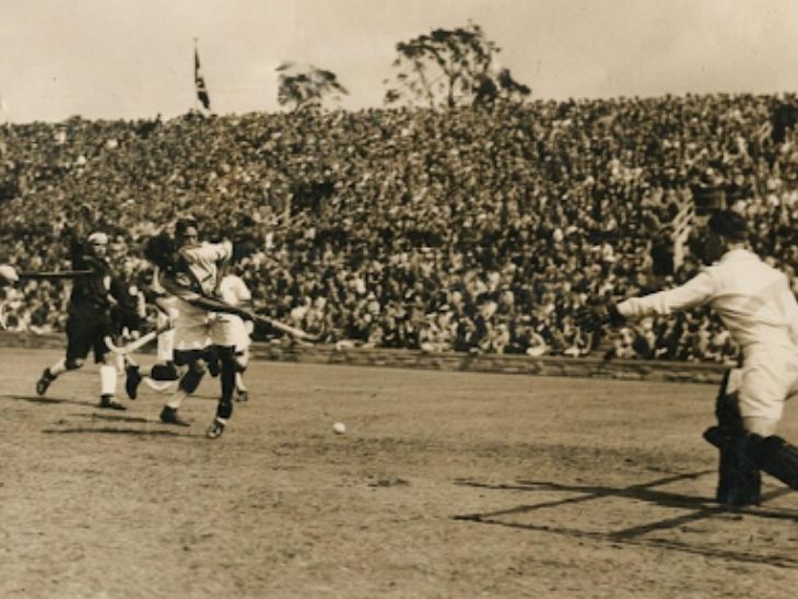 In the 1936 Berlin Olympics, India won the gold medal by defeating Germany 8–1. - Dainik Bhaskar