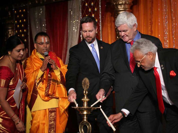 अमेरिका में रिपब्लिकन हिंदू कोएलिशन के प्रोग्राम में रिपब्लिकन पार्टी के लीडर्स शामिल होते रहे हैं।