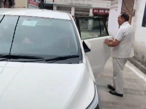 अंतरिक्ष से लौटने के बाद शुभांशु पहली बार घर पहुंचे:  लखनऊ में माता-पिता ने माला पहनाई, एस्ट्रोनॉट ने पैर छूकर आशीर्वाद लिया – Lucknow News